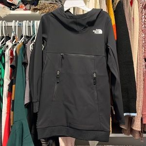 NWOT NorthFace girls pullover